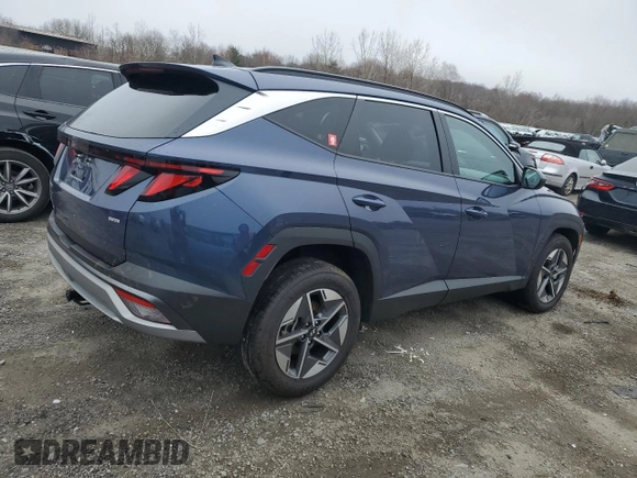 2025 Hyundai Tucson SEL with VIN 5NMJBCDE3SH475490, listed as a Copart auction lot 49822975 with 3,328 mi miles and Salvage Title. Bid and sale history available at carsss.com. Image 3.