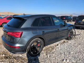 2020 Audi SQ5 Prestige with VIN WA1C4AFY0L2110022, listed as a Copart auction lot 79882574 with 6,063 mi miles and Salvage Title. Bid and sale history available at DreamBid. Image 3.