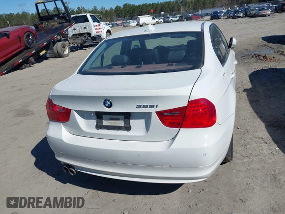 2009 BMW 3 Series 328i with VIN WBAPH575X9NM34039, listed as a IAAI auction lot 41853599 with 171,301 mi miles and . Bid and sale history available at DreamBid. Image 16.