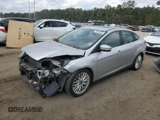 2014 Ford Focus Titanium with VIN 1FADP3J25EL135310, listed as a Copart auction lot 78684834 with 135,544 mi miles and Salvage Title. Bid and sale history available at carsss.com. Image 1.