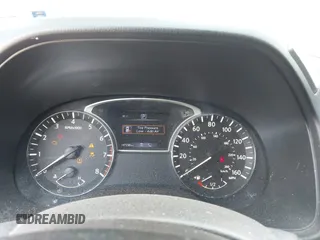 2019 Nissan Pathfinder SL with VIN 5N1DR2MN1KC577139, listed as a IAAI auction lot 42693210 with 147,238 mi miles and . Bid and sale history available at DreamBid. Image 7.