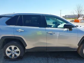 2024 Toyota RAV4 LE with VIN 2T3F1RFV5RC427974, listed as a IAAI auction lot 42648963 with 39,813 mi miles and . Bid and sale history available at DreamBid. Image 13.