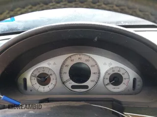 2007 Mercedes-Benz E 350 z VIN WDBUF56X37B105789, wystawiony jako IAAI lot #42010158 z przebiegiem Nie podano mil oraz . Historia ofert i sprzedaży dostępna na DreamBid. Obrazek 7.