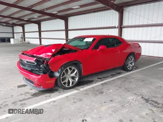 2016 Dodge Challenger SXT Plus z VIN 2C3CDZAG3GH114117, wystawiony jako IAAI lot #42334494 z przebiegiem 131 667 mil mil oraz . Historia ofert i sprzedaży dostępna na DreamBid. Obrazek 2.