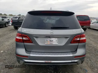 2012 Mercedes-Benz M 550 z VIN 4JGDA7DB6CA069109, wystawiony jako Copart lot #49747475 z przebiegiem 139 425 mil mil oraz Czysty tytuł • Clean title. Historia ofert i sprzedaży dostępna na DreamBid. Obrazek 6.