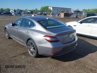 2023 Genesis G70 2.0T z VIN KMTG34TA3PU131624, wystawiony jako IAAI lot #42286678 z przebiegiem 35 010 mil mil oraz . Historia ofert i sprzedaży dostępna na DreamBid. Obrazek 3.