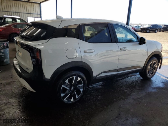 2025 Nissan Kicks SV with VIN 3N8AP6CB5SL352968, listed as a Copart auction lot 50879905 with 3,846 mi miles and Clean Title. Bid and sale history available at carsss.com. Image 3.