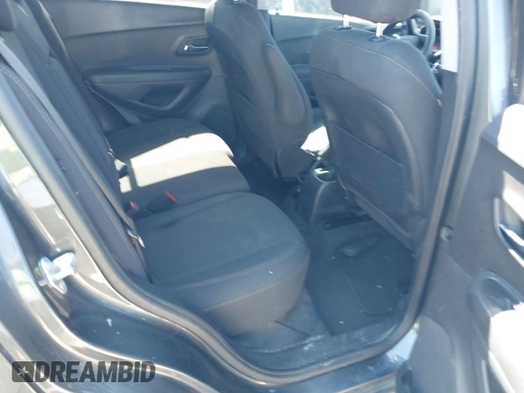 2020 Chevrolet Trax LS with VIN 3GNCJKSB1LL215499, listed as a IAAI auction lot 41744528 with 83,826 mi miles. Bid and sale history available at carsss.com. Image 8.