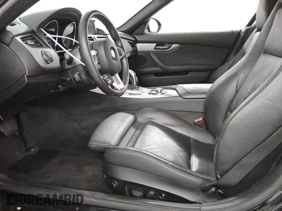 2012 BMW Z4 sDrive35i with VIN WBALM7C52CE385017, listed as a Copart auction lot 43223005 with 87,408 mi miles and Clean Title. Bid and sale history available at carsss.com. Image 7.