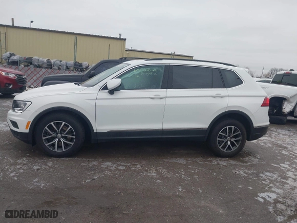 2020 Volkswagen Tiguan SE with VIN 3VV2B7AX2LM086681, listed as a IAAI auction lot 41522520 with 47,862 mi miles. Bid and sale history available at carsss.com. Image 14.