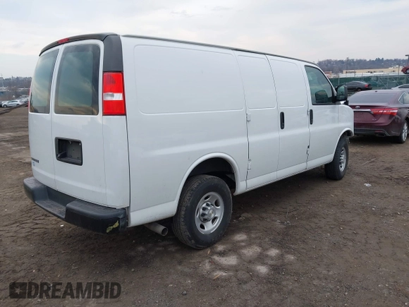 2021 Chevrolet Express Cargo с VIN 1GCWGAFP5M1223697, выставлен на аукционе IAAI как лот 41696556 с пробегом 69 930 миль миль и . История ставок и продаж доступна на DreamBid. Изображение 4.
