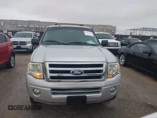 2014 Ford Expedition XLT z VIN 1FMJU1H58EEF65794, wystawiony jako IAAI lot #42421781 z przebiegiem 151 867 mil mil oraz . Historia ofert i sprzedaży dostępna na DreamBid. Obrazek 12.