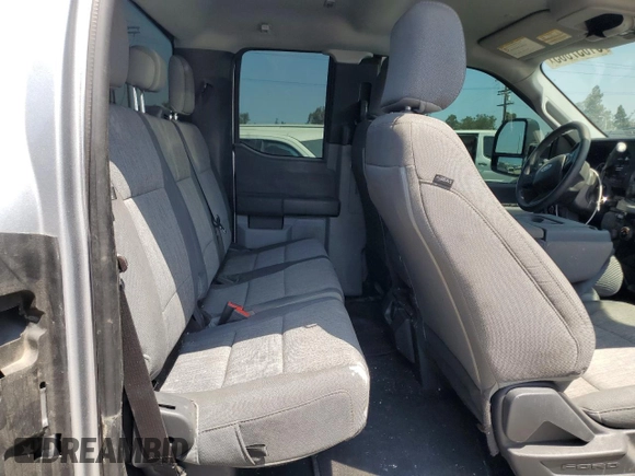 2023 Ford F-350 XL с VIN 1FT8X3BT6PEE10838, выставлен на аукционе Copart как лот 61037065 с пробегом 12 372 миль миль и Списание • Salvage title. История ставок и продаж доступна на DreamBid. Изображение 10.