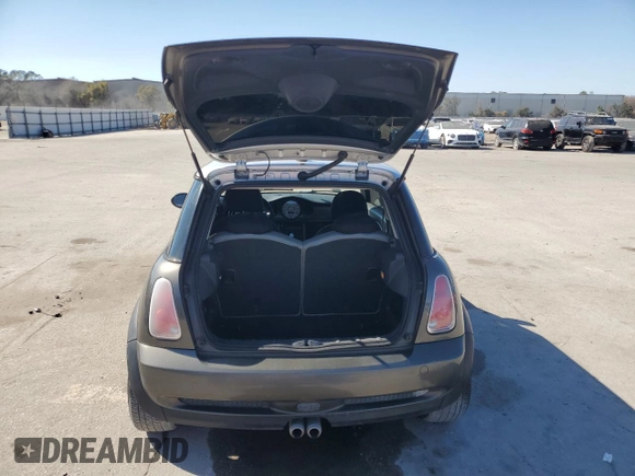 2006 MINI Hardtop S with VIN WMWRE33596TJ33149, listed as a Copart auction lot 43462805 with Not Provided miles and Salvage Title. Bid and sale history available at DreamBid. Image 6.