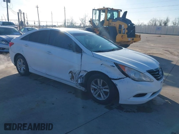 2013 Hyundai Sonata GLS with VIN 5NPEB4AC4DH653973, listed as a IAAI auction lot 41209268 with 170,399 mi miles and . Bid and sale history available at DreamBid. Image 1.