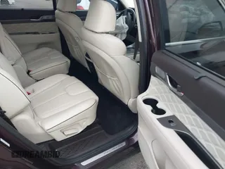 2020 Hyundai Palisade Limited z VIN KM8R54HE3LU117449, wystawiony jako IAAI lot #41954035 z przebiegiem 76 017 mil mil oraz . Historia ofert i sprzedaży dostępna na DreamBid. Obrazek 8.