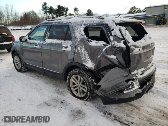 2014 Ford Explorer XLT z VIN 1FM5K8D83EGC02307, wystawiony jako Copart lot #89178825 z przebiegiem 135 594 mil mil oraz Czysty tytuł • Clean title. Historia ofert i sprzedaży dostępna na DreamBid. Obrazek 2.