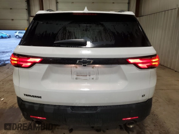 2022 Chevrolet Traverse LT Cloth z VIN 1GNERGKW3NJ188236, wystawiony jako Copart lot #51390655 z przebiegiem 50 633 mil mil oraz Szkoda całkowita • Salvage title. Historia ofert i sprzedaży dostępna na DreamBid. Obrazek 6.