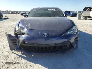 2017 Toyota 86 with VIN JF1ZNAA13H9702297, listed as a Copart auction lot 87482774 with 93,748 mi miles and Salvage Title. Bid and sale history available at carsss.com. Image 5.