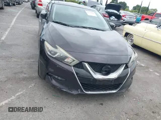 2016 Nissan Maxima SV z VIN 1N4AA6AP9GC388991, wystawiony jako IAAI lot #42110609 z przebiegiem 139 467 mil mil oraz . Historia ofert i sprzedaży dostępna na DreamBid. Obrazek 12.