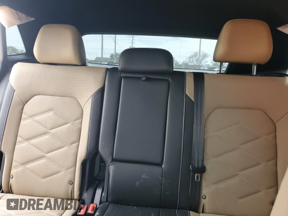2024 Volkswagen Atlas SE with VIN 1V2DE2CA8RC236764, listed as a Copart auction lot 50357035 with 8,667 mi miles and Salvage title. Bid and sale history available at DreamBid. Image 10.