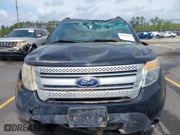 2015 Ford Explorer XLT with VIN 1FM5K7D8XFGB65056, listed as a IAAI auction lot 41853285 with 131,533 mi miles and . Bid and sale history available at carsss.com. Image 6.