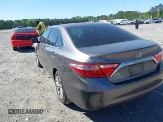 2017 Toyota Camry XLE with VIN 4T1BF1FK2HU279053, listed as a IAAI auction lot 42050455 with 100,896 mi miles. Bid and sale history available at carsss.com. Image 3.