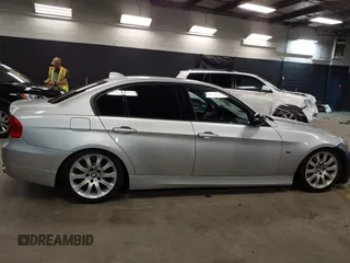 2007 BMW 3 Series 335i with VIN WBAVB73567P101199, listed as a IAAI auction lot 42376366 with 76,839 mi miles and . Bid and sale history available at DreamBid. Image 14.