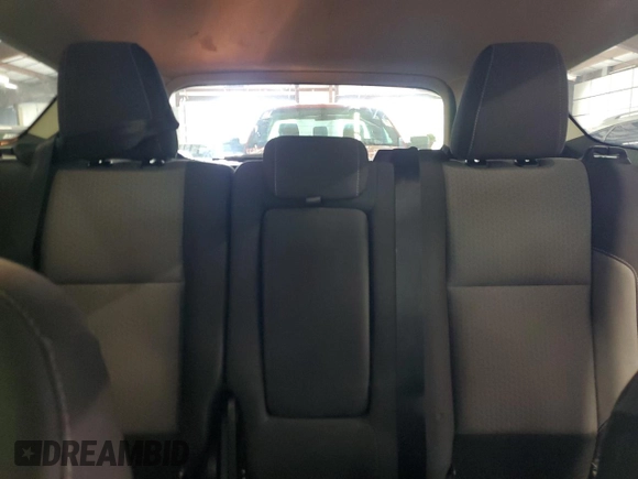 2018 Ford Escape SE z VIN 1FMCU9GD9JUA77812, wystawiony jako Copart lot #57847175 z przebiegiem 106 898 mil mil oraz Czysty tytuł • Clean title. Historia ofert i sprzedaży dostępna na DreamBid. Obrazek 10.