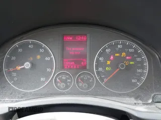 2007 Volkswagen Eos 2.0T with VIN WVWFA71F27V034876, listed as a IAAI auction lot 40732971 with 178,845 mi miles and . Bid and sale history available at DreamBid. Image 7.
