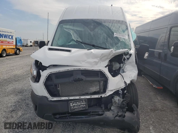 2024 Ford Transit Cargo with VIN 1FTBR1X82RKA84937, listed as a Copart auction lot 43593985 with Not Provided miles and Salvage Title. Bid and sale history available at carsss.com. Image 5.