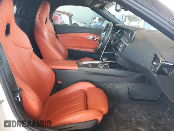 2020 BMW Z4 sDrive30i with VIN WBAHF3C0XLWW60530, listed as a Copart auction lot 57099555 with 20,464 mi miles and Salvage title. Bid and sale history available at DreamBid. Image 10.