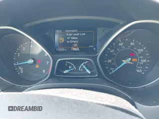 2016 Ford Focus SE с VIN 1FADP3F26GL317853, выставлен на аукционе IAAI как лот 42518094 с пробегом 110 332 миль миль и . История ставок и продаж доступна на DreamBid. Изображение 7.