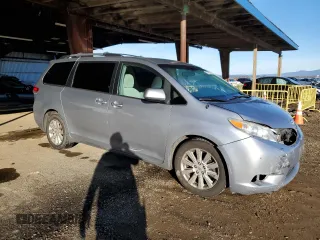 2013 Toyota Sienna LE with VIN 5TDJK3DC7DS063345, listed as a Copart auction lot 41707155 with 268,833 mi miles and Salvage Title. Bid and sale history available at carsss.com. Image 4.