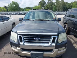 2010 Ford Explorer Eddie Bauer z VIN 1FMEU6EE9AUA56378, wystawiony jako IAAI lot #42317821 z przebiegiem 262 030 mil mil oraz . Historia ofert i sprzedaży dostępna na DreamBid. Obrazek 6.