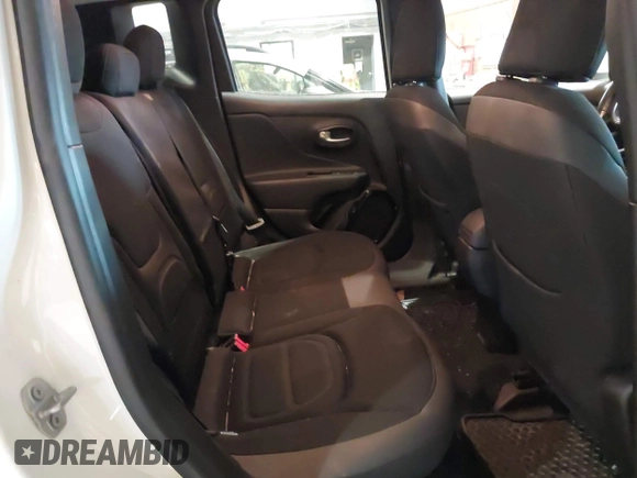 2017 Jeep Renegade Latitude with VIN ZACCJBBB7HPE84209, listed as a IAAI auction lot 41284064 with 81,801 mi miles. Bid and sale history available at carsss.com. Image 8.