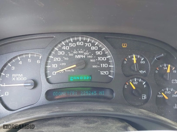 2004 GMC Yukon SLT with VIN 1GKEC13V74J311617, listed as a IAAI auction lot 41785561 with 225,245 mi miles. Bid and sale history available at carsss.com. Image 7.