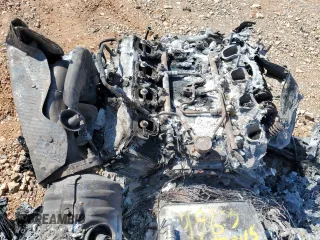 2023 Chevrolet Corvette 2LT z VIN 1G1YB2D41P5133569, wystawiony jako Copart lot #49637845 z przebiegiem Nie podano mil oraz Nie do naprawy • Non repairable. Historia ofert i sprzedaży dostępna na DreamBid. Obrazek 9.