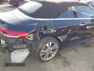 2019 Mercedes-Benz C 300 with VIN WDDWK8DB6KF827909, listed as a IAAI auction lot 41614128 with 55,903 mi miles and . Bid and sale history available at carsss.com. Image 19.