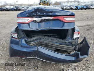 2017 Lincoln Continental Reserve z VIN 1LN6L9NC3H5623731, wystawiony jako Copart lot #52857205 z przebiegiem 68 845 mil mil oraz Nie do naprawy • Non repairable. Historia ofert i sprzedaży dostępna na DreamBid. Obrazek 6.