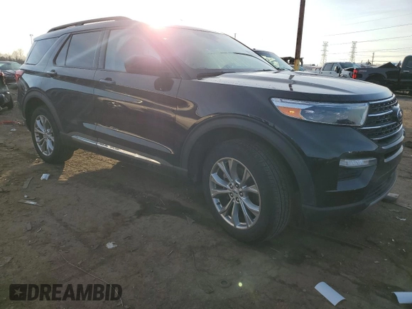 2023 Ford Explorer XLT with VIN 1FMSK8DH2PGA15288, listed as a Copart auction lot 48881495 with 29,235 mi miles and Clean Title. Bid and sale history available at carsss.com. Image 4.