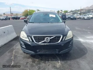 2010 Volvo XC60 3.0T with VIN YV4992DZXA2076751, listed as a IAAI auction lot 42065186 with 1 mi miles. Bid and sale history available at carsss.com. Image 6.