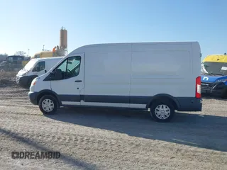 2016 Ford Transit z VIN 1FTYE2CM5GKA38451, wystawiony jako IAAI lot #41548612 z przebiegiem 185 254 mil mil oraz . Historia ofert i sprzedaży dostępna na DreamBid. Obrazek 14.