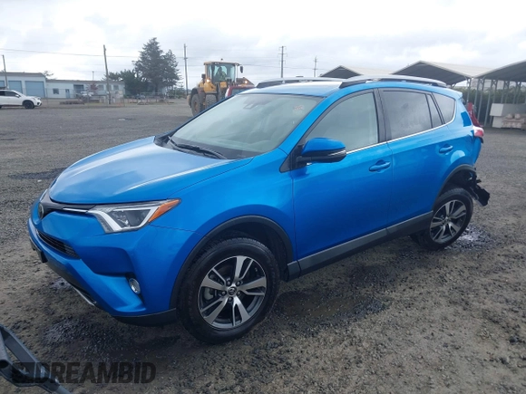 2018 Toyota RAV4 XLE with VIN 2T3RFREV0JW722354, listed as a IAAI auction lot 41974466 with 65,013 mi miles. Bid and sale history available at carsss.com. Image 18.