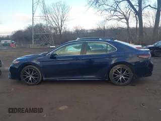 2021 Toyota Camry SE Nightshade with VIN 4T1G11AK4MU483214, listed as a IAAI auction lot 41487326 with 102,205 mi miles and . Bid and sale history available at DreamBid. Image 15.