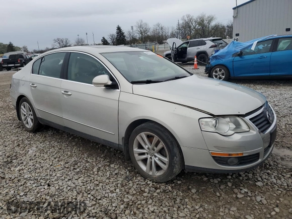 2009 Volkswagen Passat Komfort z VIN WVWJK73C39E024189, wystawiony jako Copart lot #48252385 z przebiegiem Nie podano mil oraz Szkoda całkowita • Salvage title. Historia ofert i sprzedaży dostępna na DreamBid. Obrazek 4.