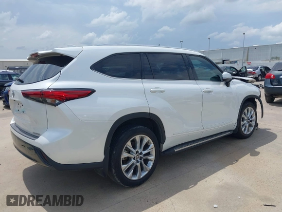 2023 Toyota Highlander L with VIN 5TDKDRAH4PS032141, listed as a IAAI auction lot 42476982 with 24,327 mi miles and . Bid and sale history available at DreamBid. Image 4.