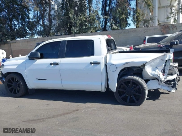 2016 Toyota Tundra 2WD Truck SR5 with VIN 5TFEM5F15GX105819, listed as a IAAI auction lot 41297645 with NaN miles. Bid and sale history available at carsss.com. Image 15.