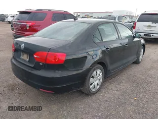 2014 Volkswagen Jetta SE with VIN 3VWD07AJ6EM294233, listed as a IAAI auction lot 42503674 with 80,981 mi miles and . Bid and sale history available at DreamBid. Image 4.