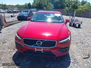 2020 Volvo S60 Momentum with VIN 7JR102FK1LG049035, listed as a IAAI auction lot 39819495 with 39,134 mi miles. Bid and sale history available at carsss.com. Image 12.